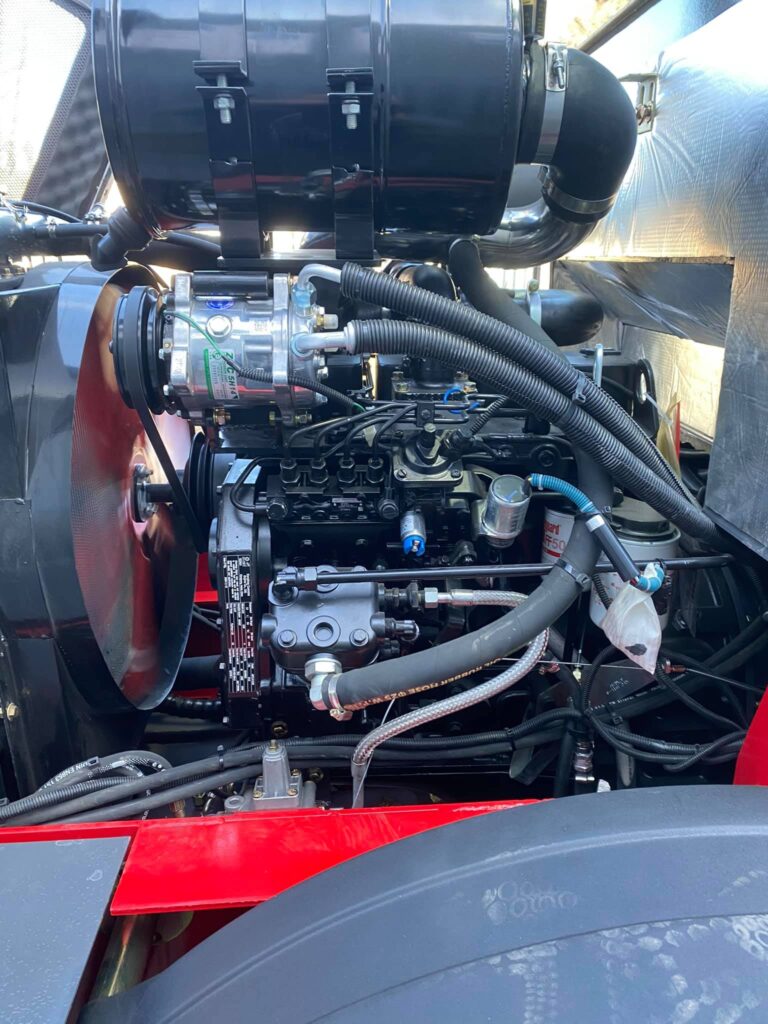 94HP diesel engine with 2,500kg load capacity for industrial power