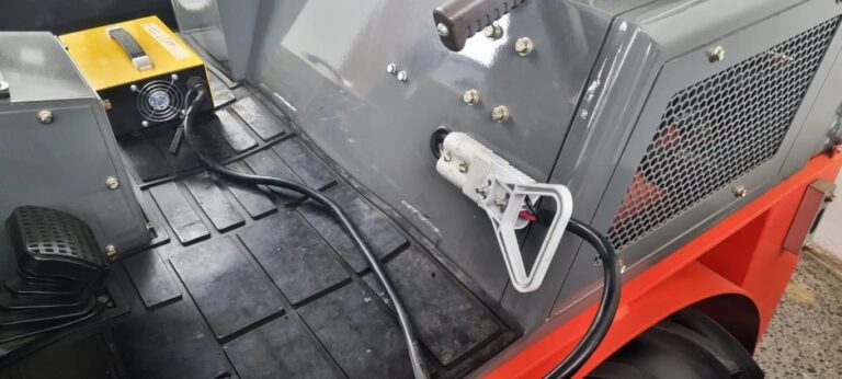 Zero-Emission Battery System – Clean, Quiet & Cost-Saving