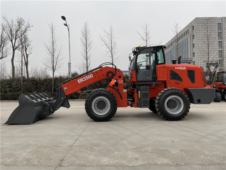 3,000kg Load Capacity with 1.7m³ Bucket – Heavy-Duty Performance
