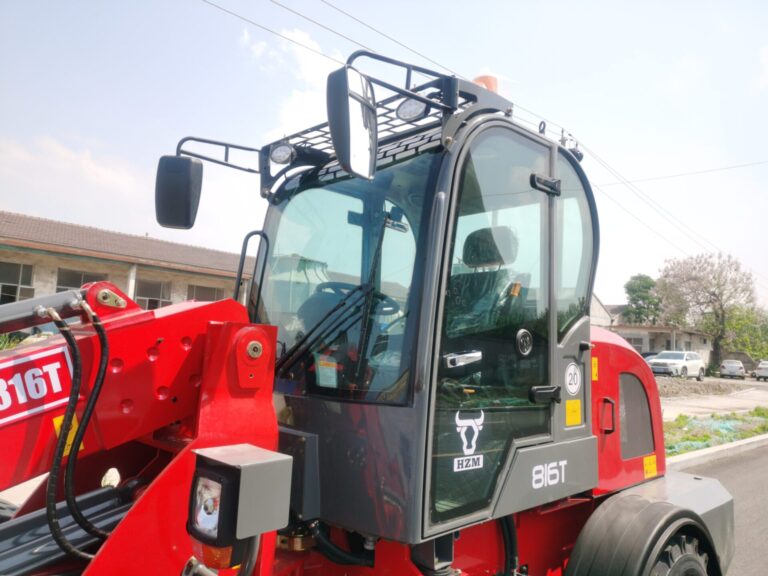 Quick Hitch with Attachment Support – Switch Tools in Seconds