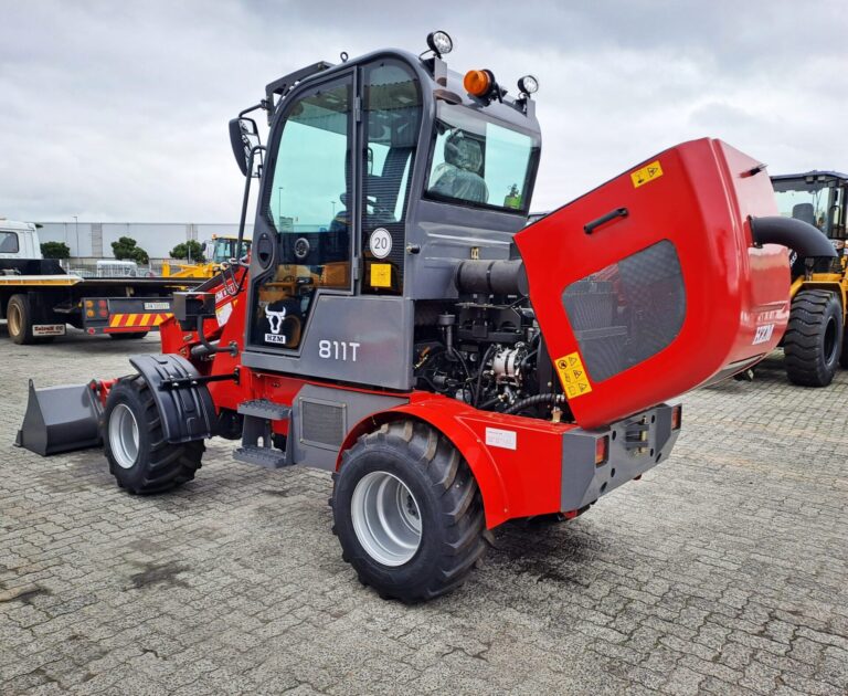 1,000kg Lifting Capacity with 0.5m³ Bucket – Built for Everyday Material Handling