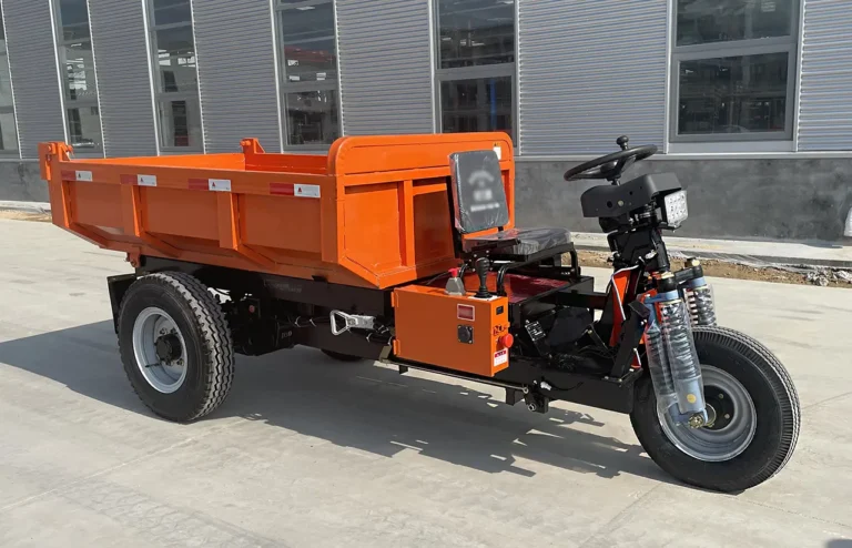 3,500kg Payload Capacity with 0.5m³ Dump Body