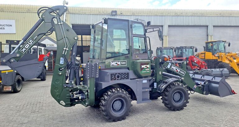 3.4m digging depth with multiple rear bucket options